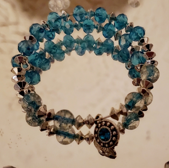 Handmade wrap bracelets - Picture 3 of 3